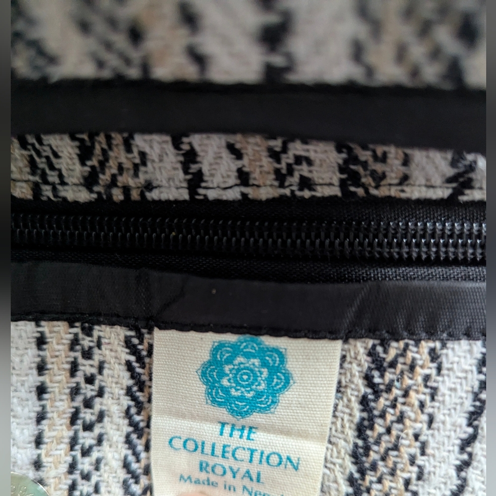 The Collection Royal Wallet - Picture 10 of 10